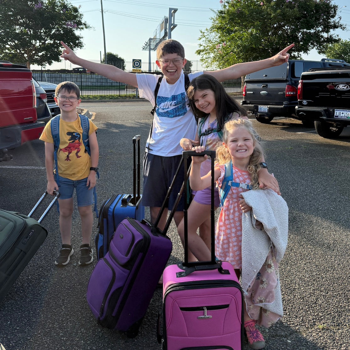 Kids’ Airplane Travel and Flights: Top Tips and Activities