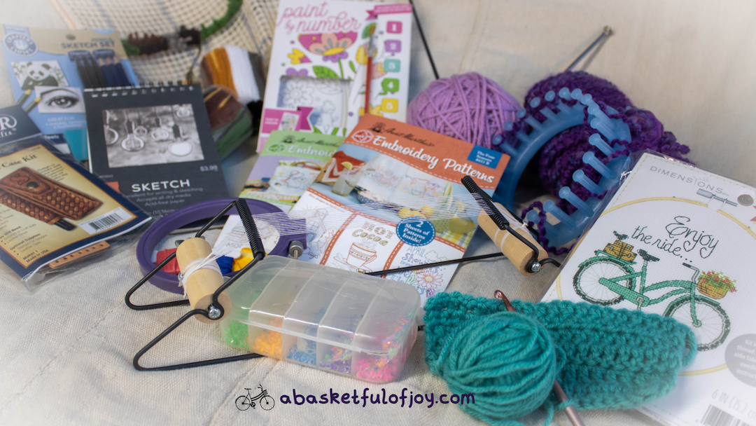 The Best Handcrafts for Children (+ Tips to Teach Them)